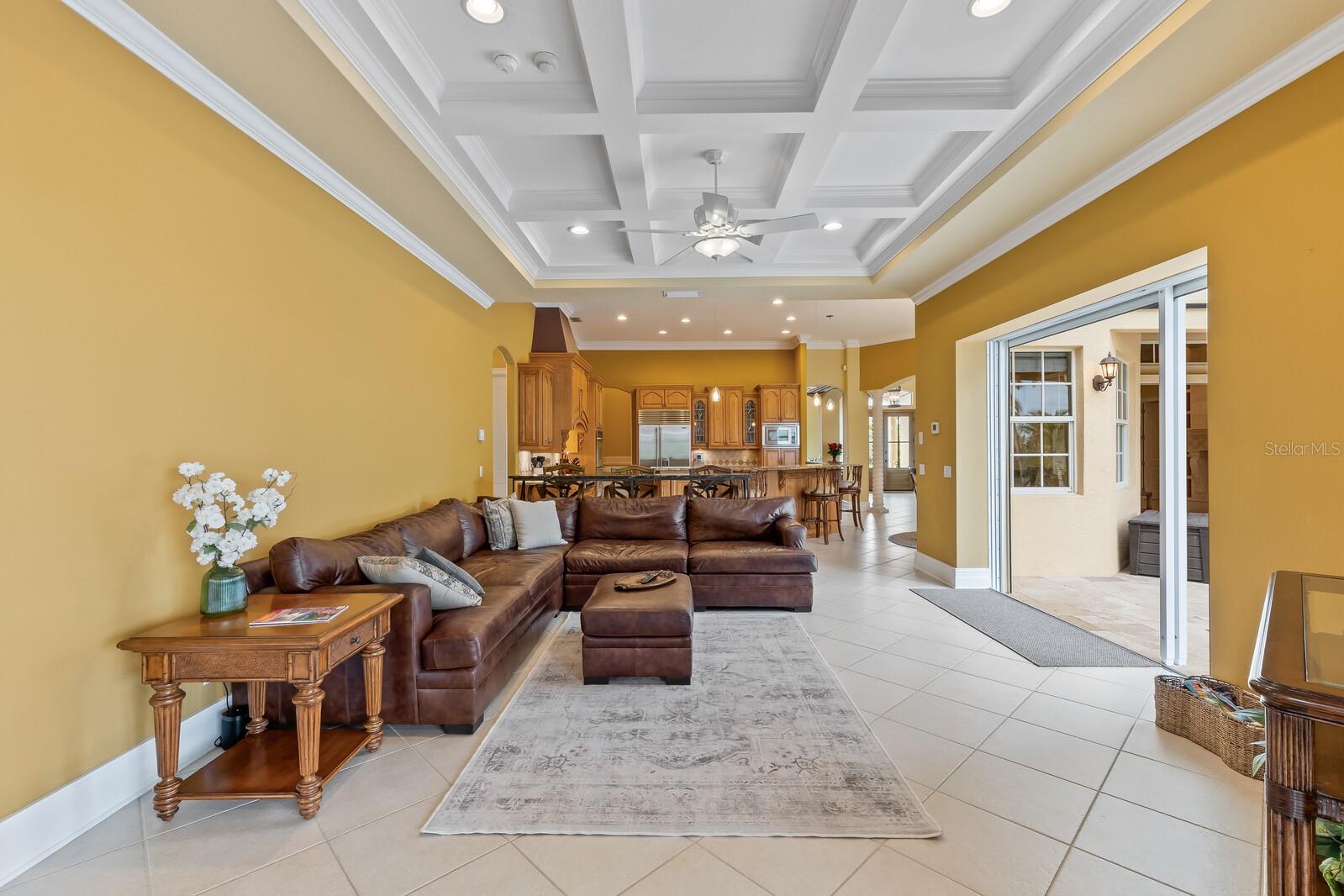 Image 26 of 88 For 3700 Como Street