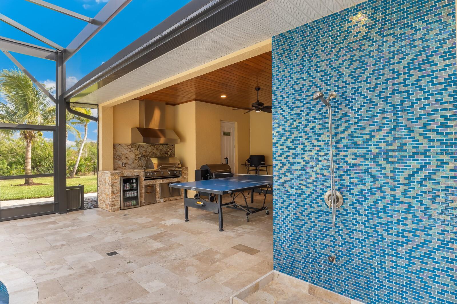 Image 33 of 88 For 3700 Como Street