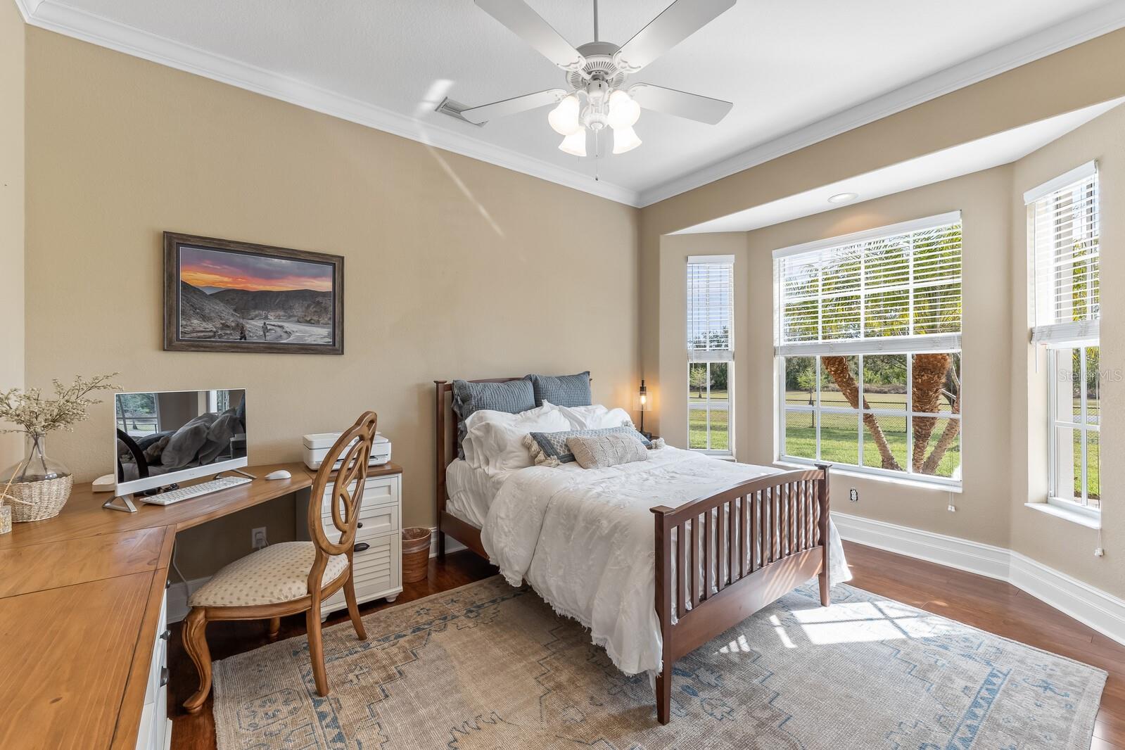 Image 43 of 88 For 3700 Como Street