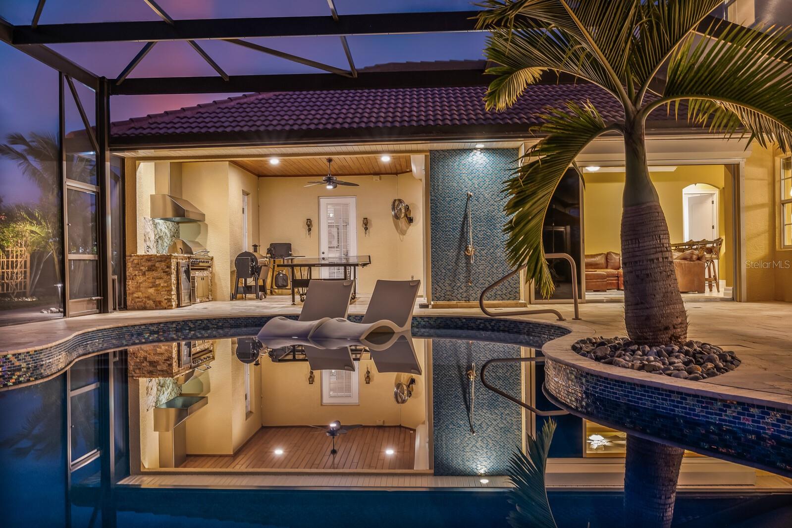 Image 46 of 88 For 3700 Como Street