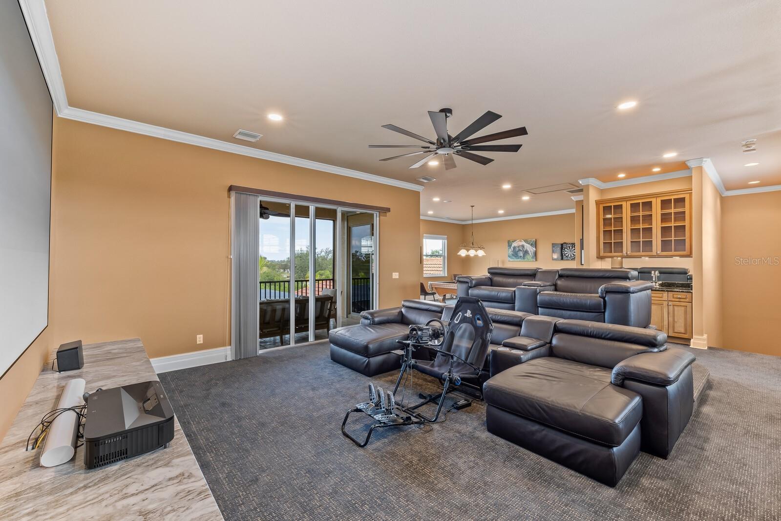 Image 59 of 88 For 3700 Como Street