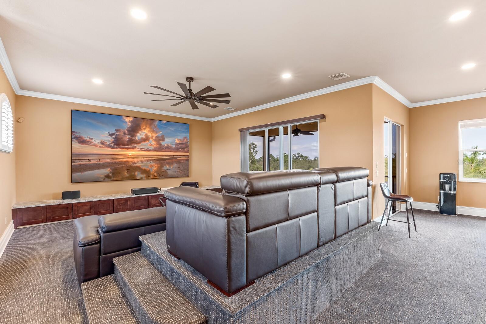 Image 62 of 88 For 3700 Como Street