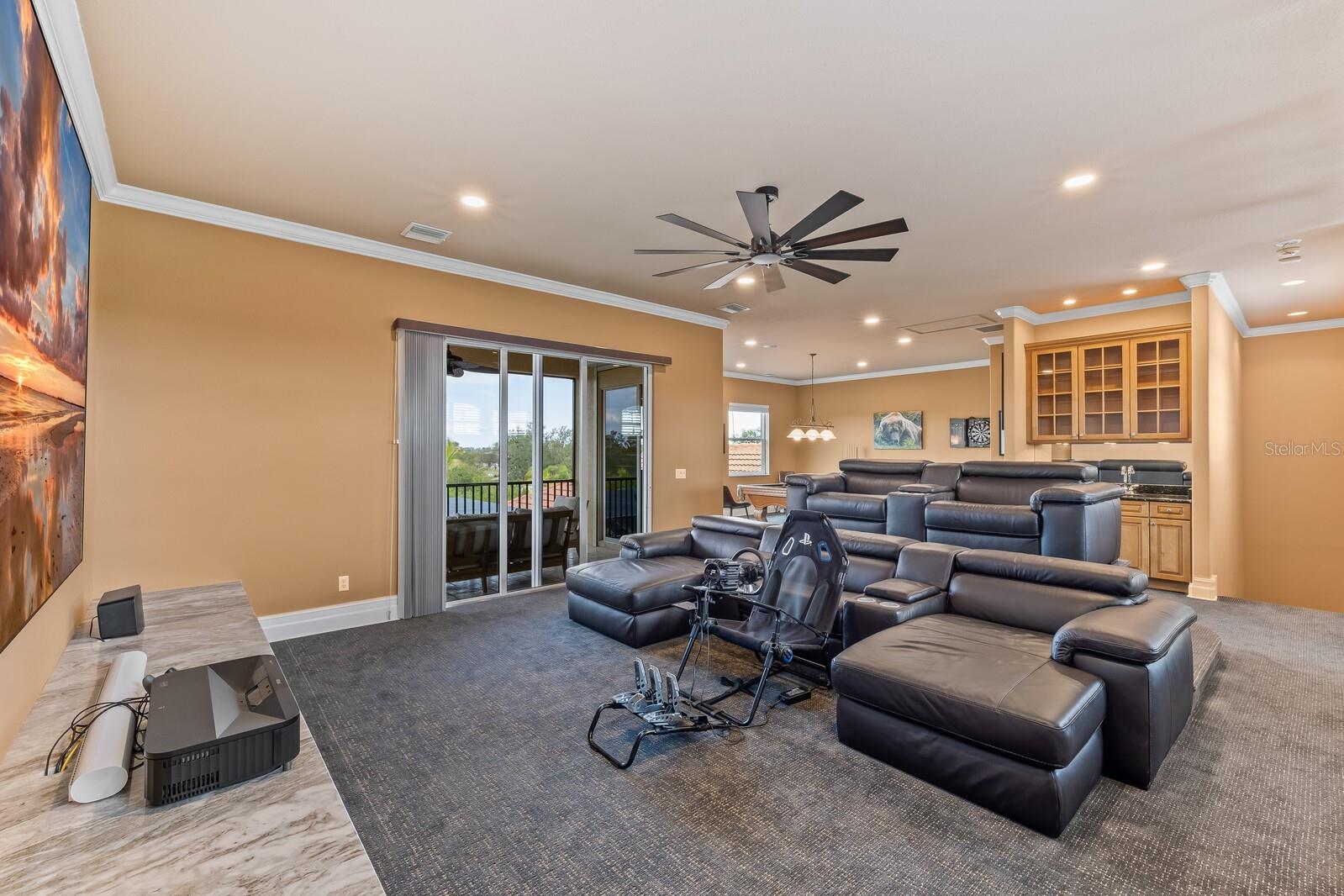 Image 64 of 88 For 3700 Como Street