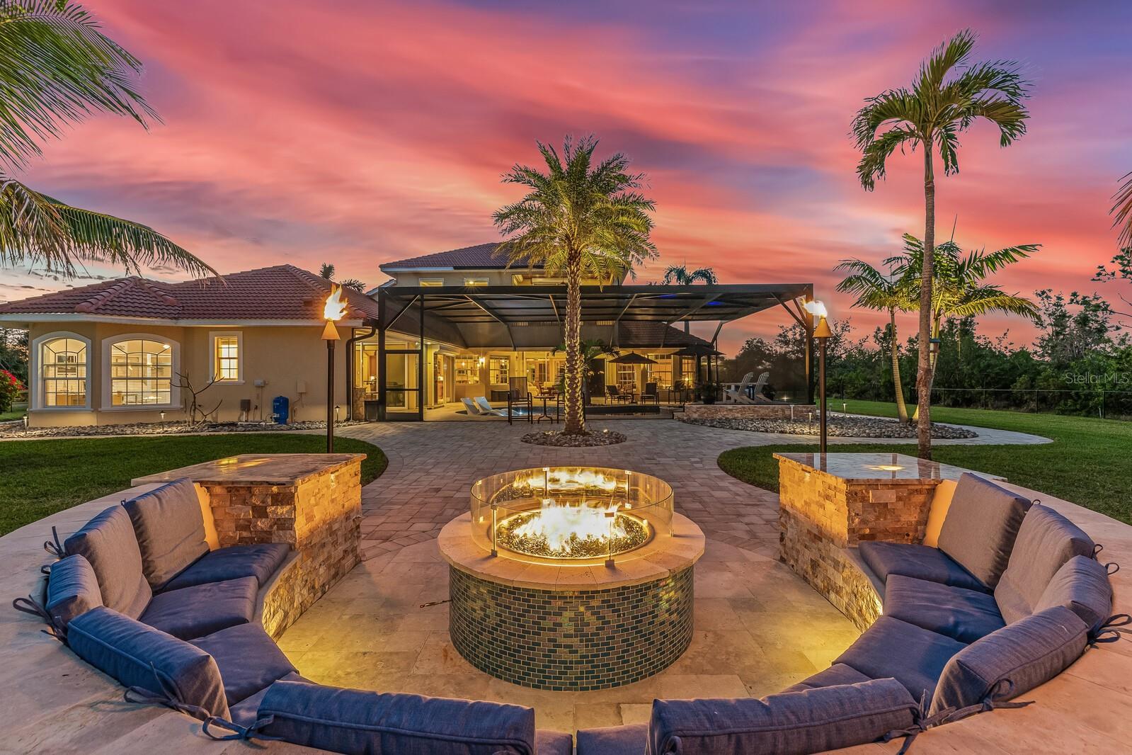 Image 8 of 88 For 3700 Como Street