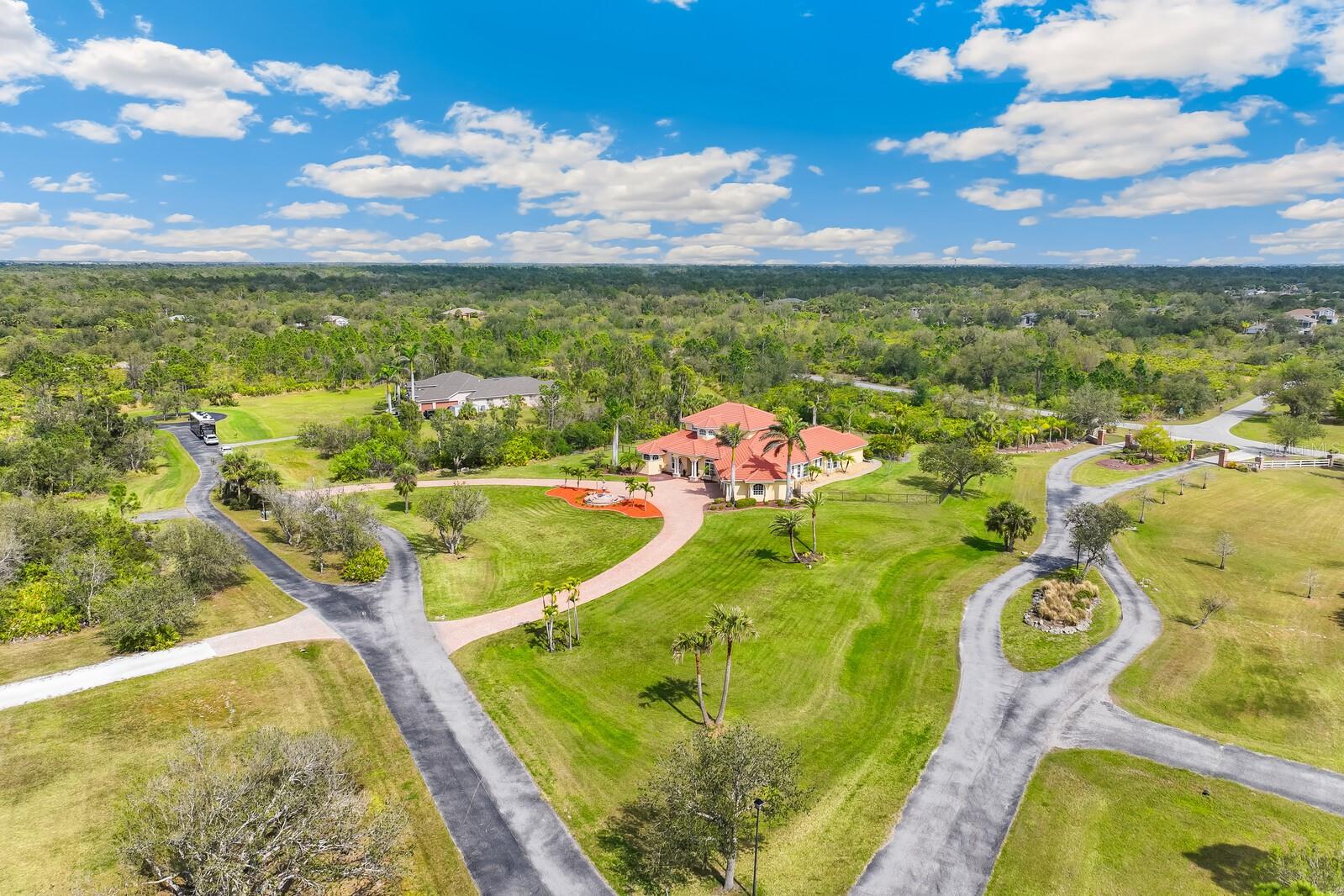 Image 83 of 88 For 3700 Como Street