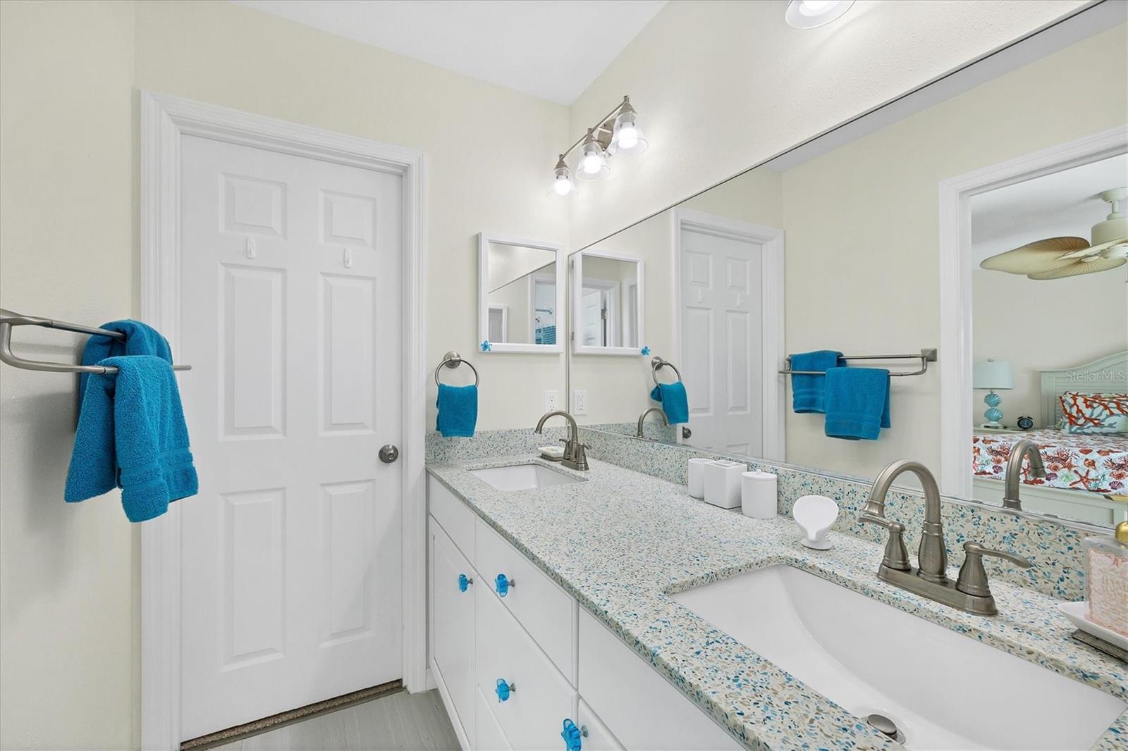 Image 23 of 45 For 3547 Gasparilla Road