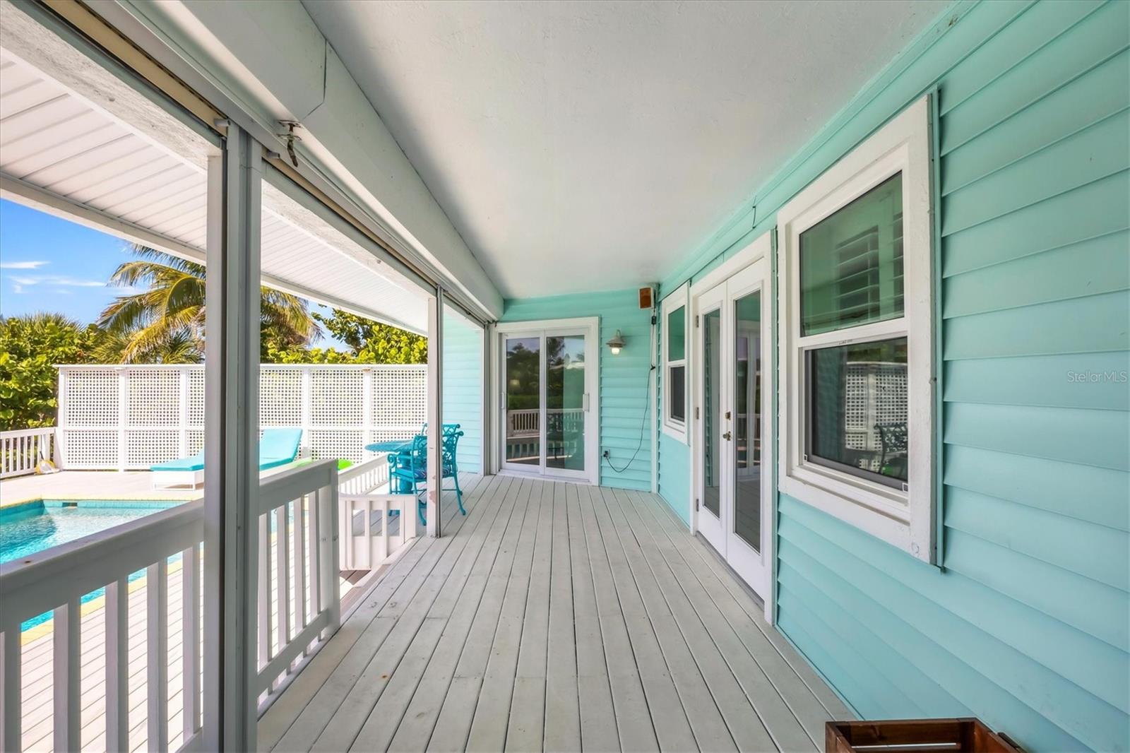 Image 32 of 45 For 3547 Gasparilla Road