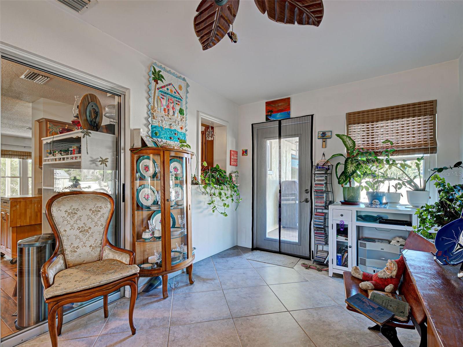 Image 25 of 45 For 790 Coral Way