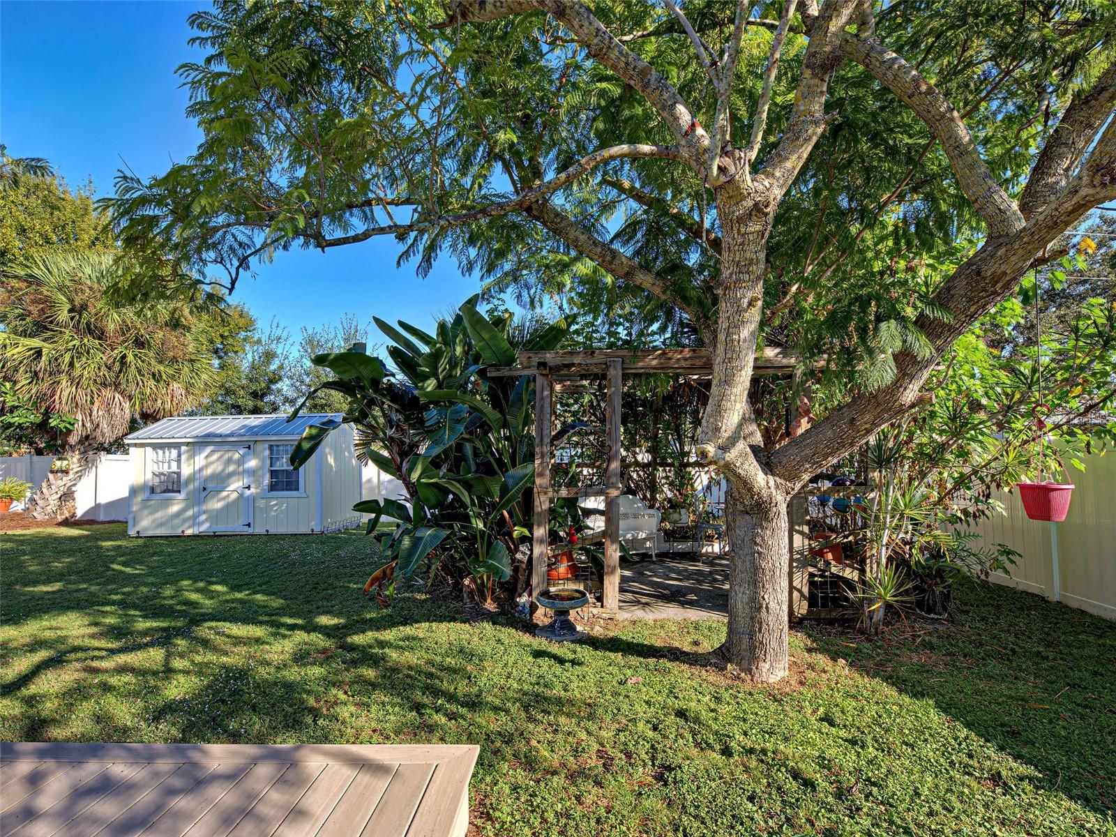 Image 34 of 45 For 790 Coral Way