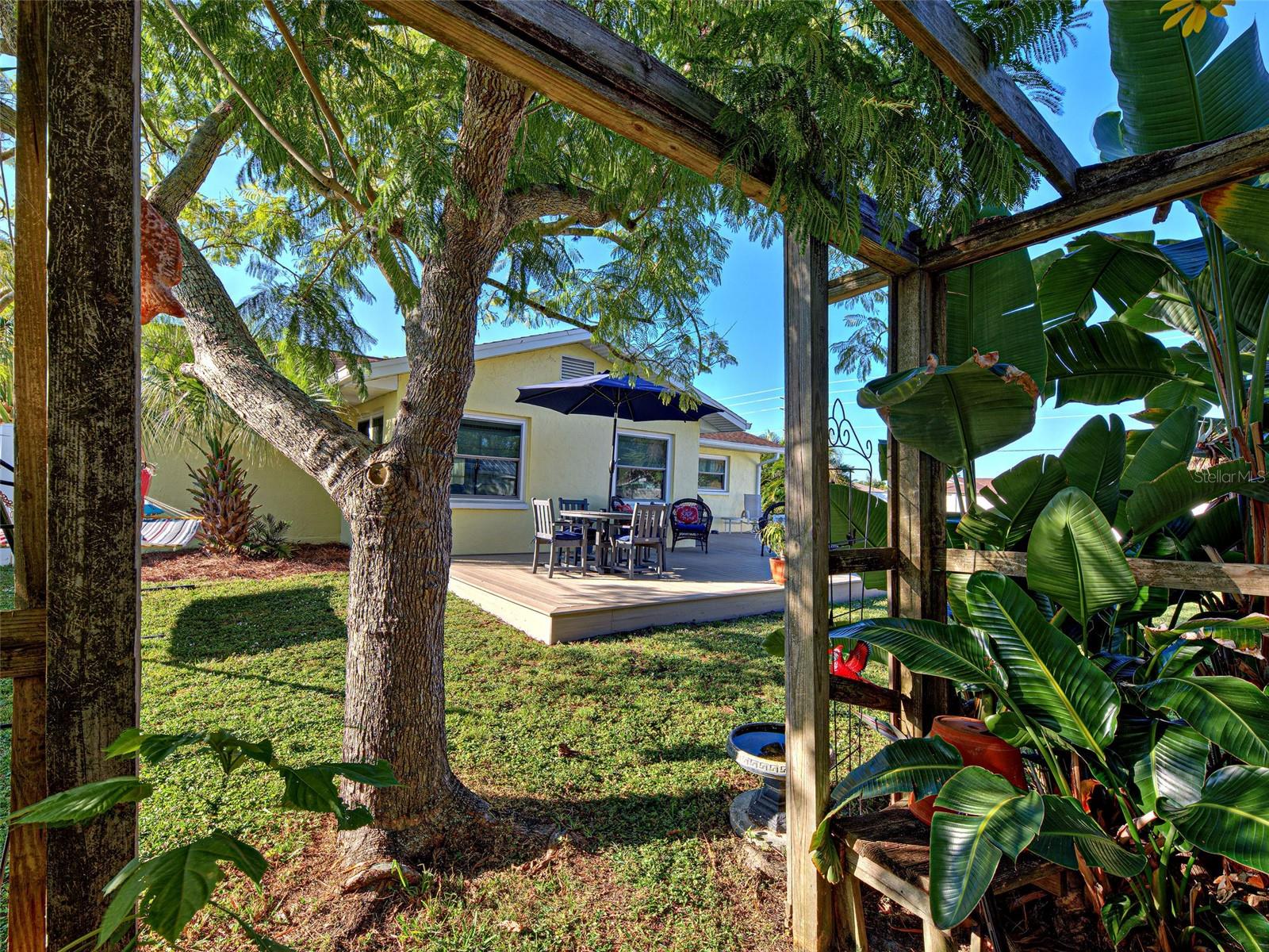 Image 35 of 45 For 790 Coral Way