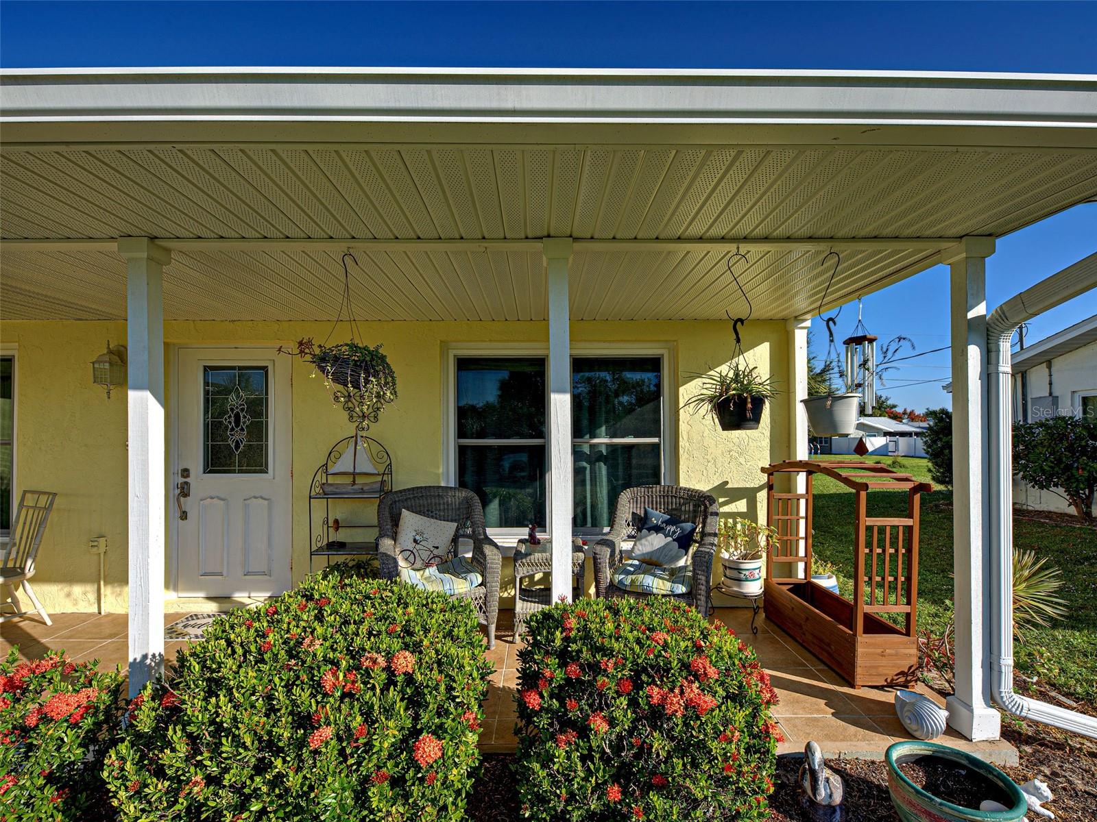 Image 4 of 45 For 790 Coral Way