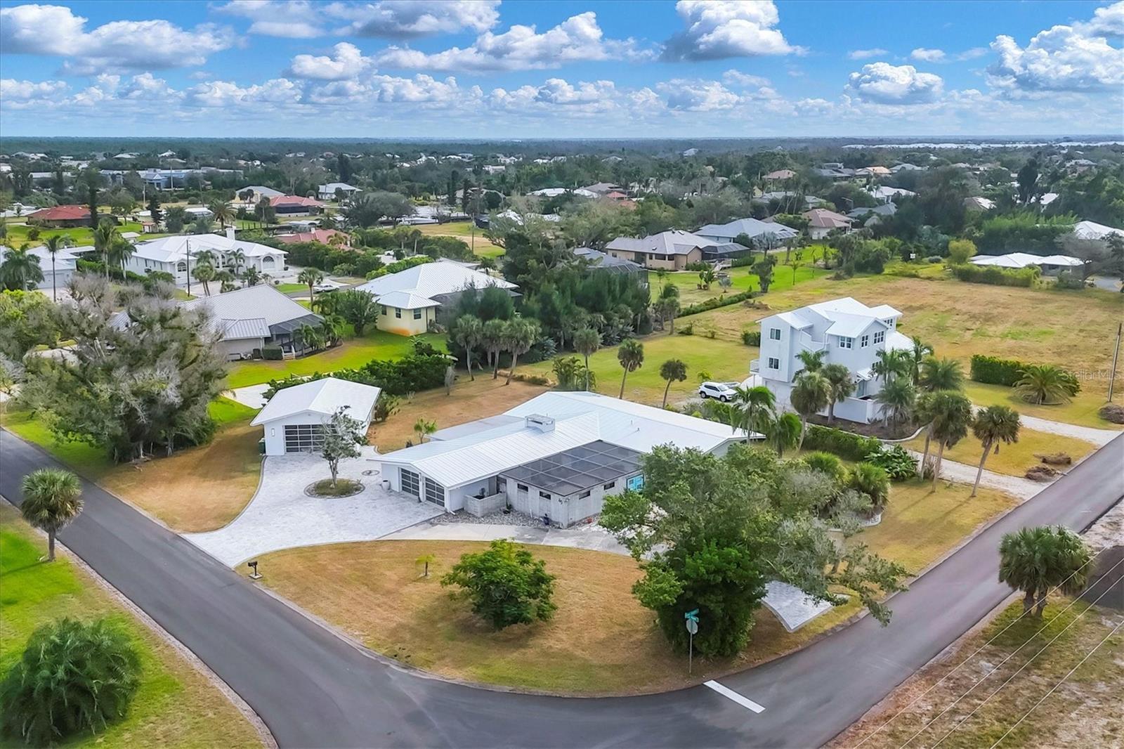 Image 2 of 45 For 45 Cape Haze Drive