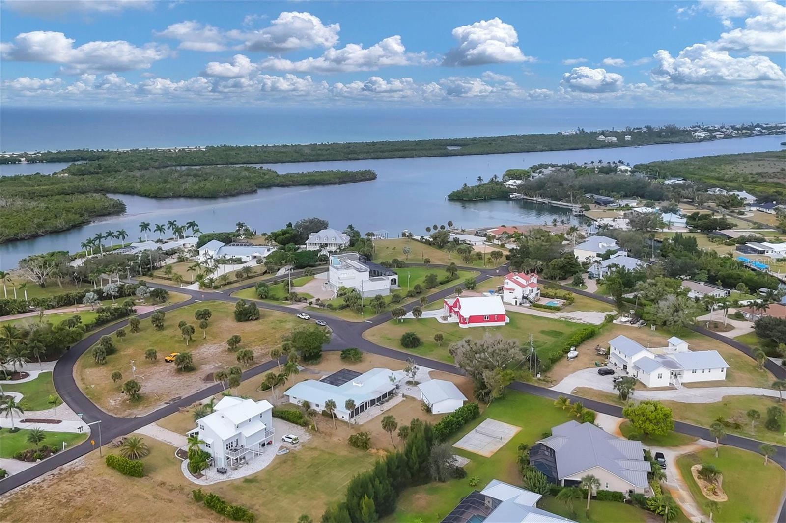 Image 42 of 45 For 45 Cape Haze Drive