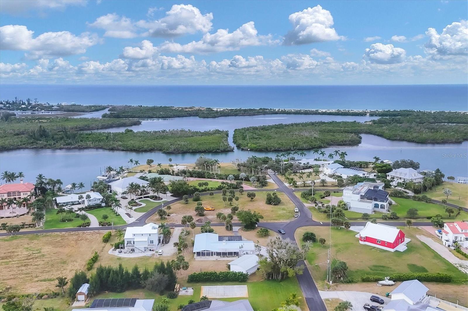 Image 43 of 45 For 45 Cape Haze Drive