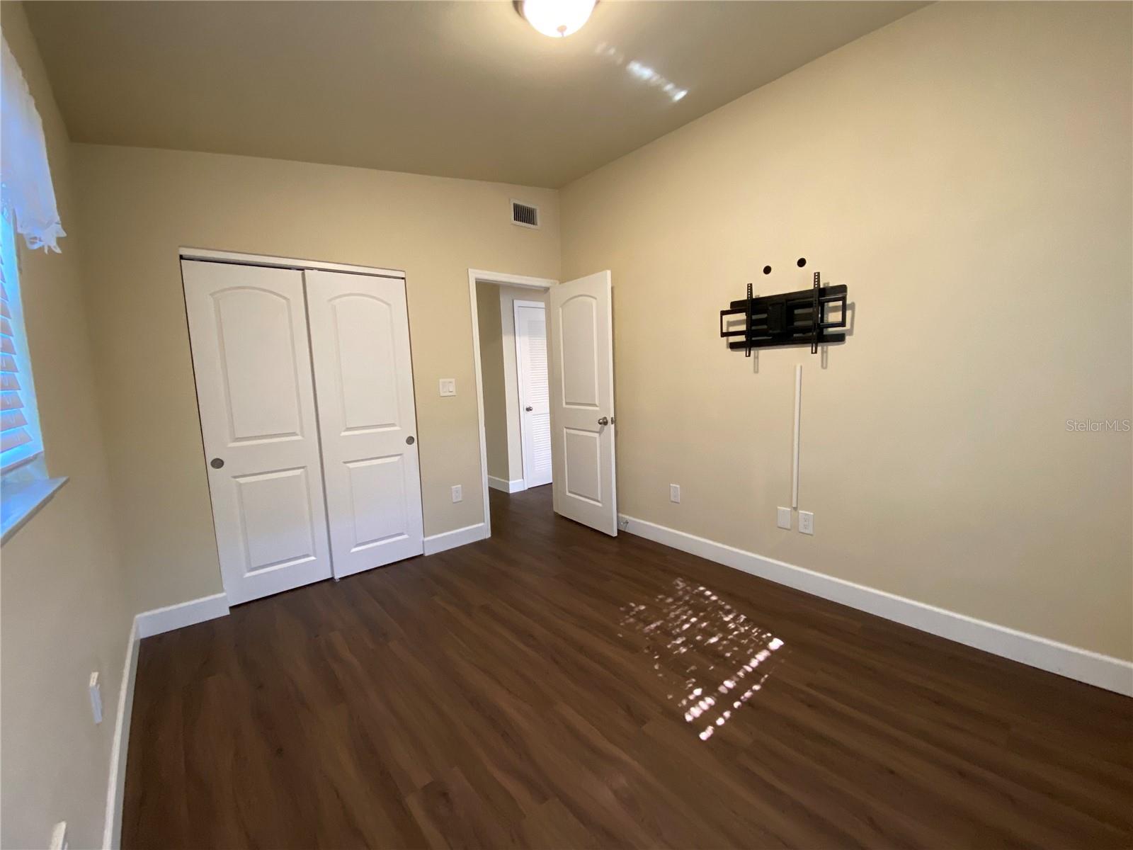 Image 19 of 29 For 394 Spring Lake Boulevard Nw B