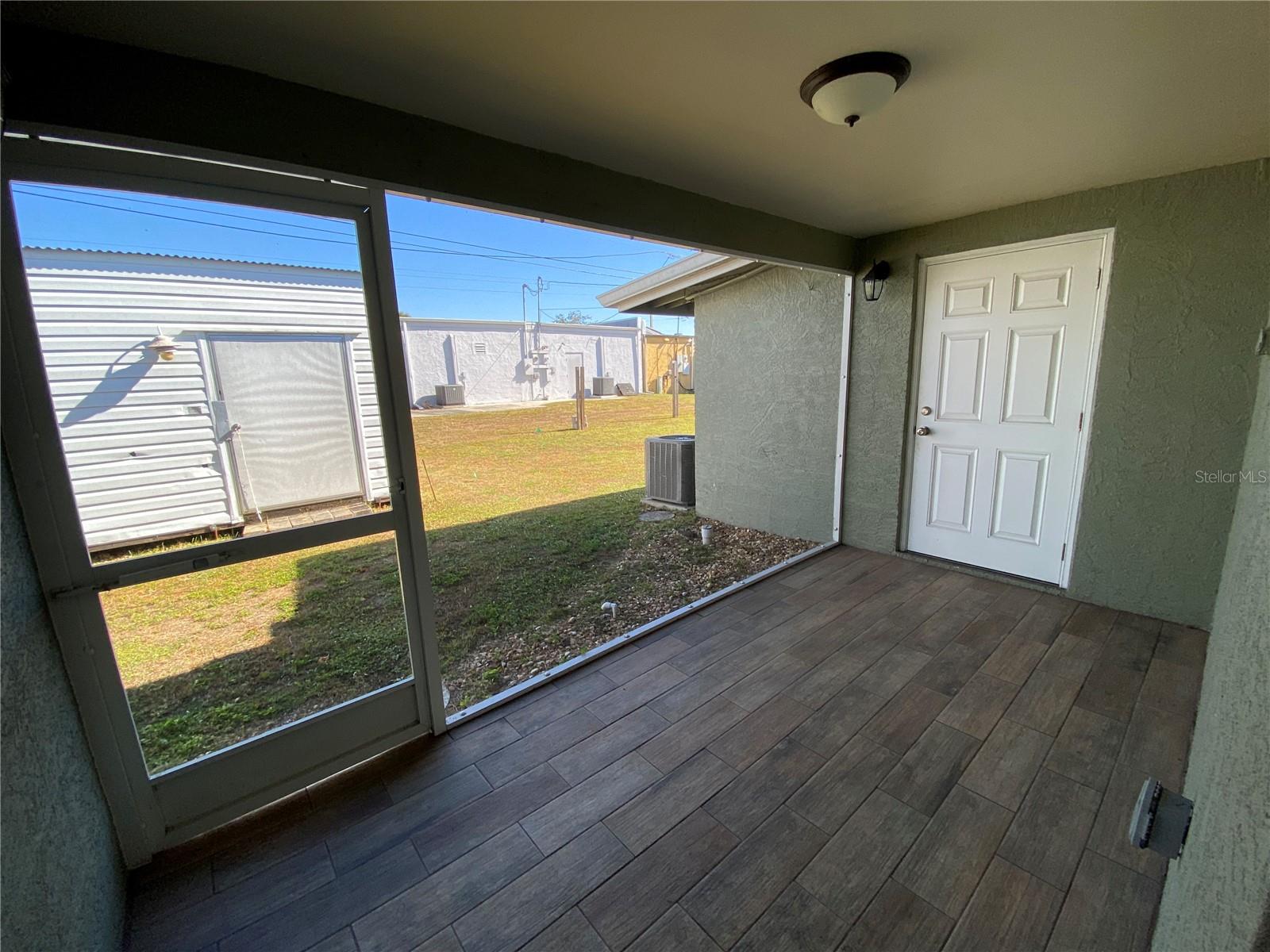 Image 26 of 29 For 394 Spring Lake Boulevard Nw B