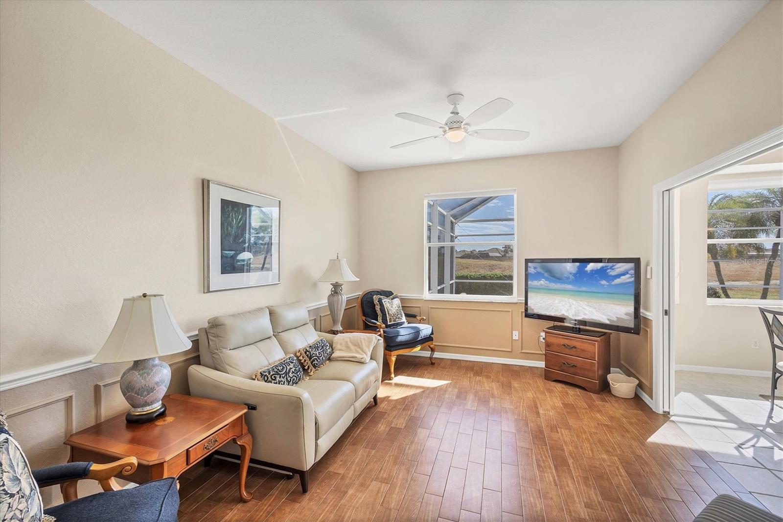 Image 22 of 41 For 2864 Phoenix Palm Terrace