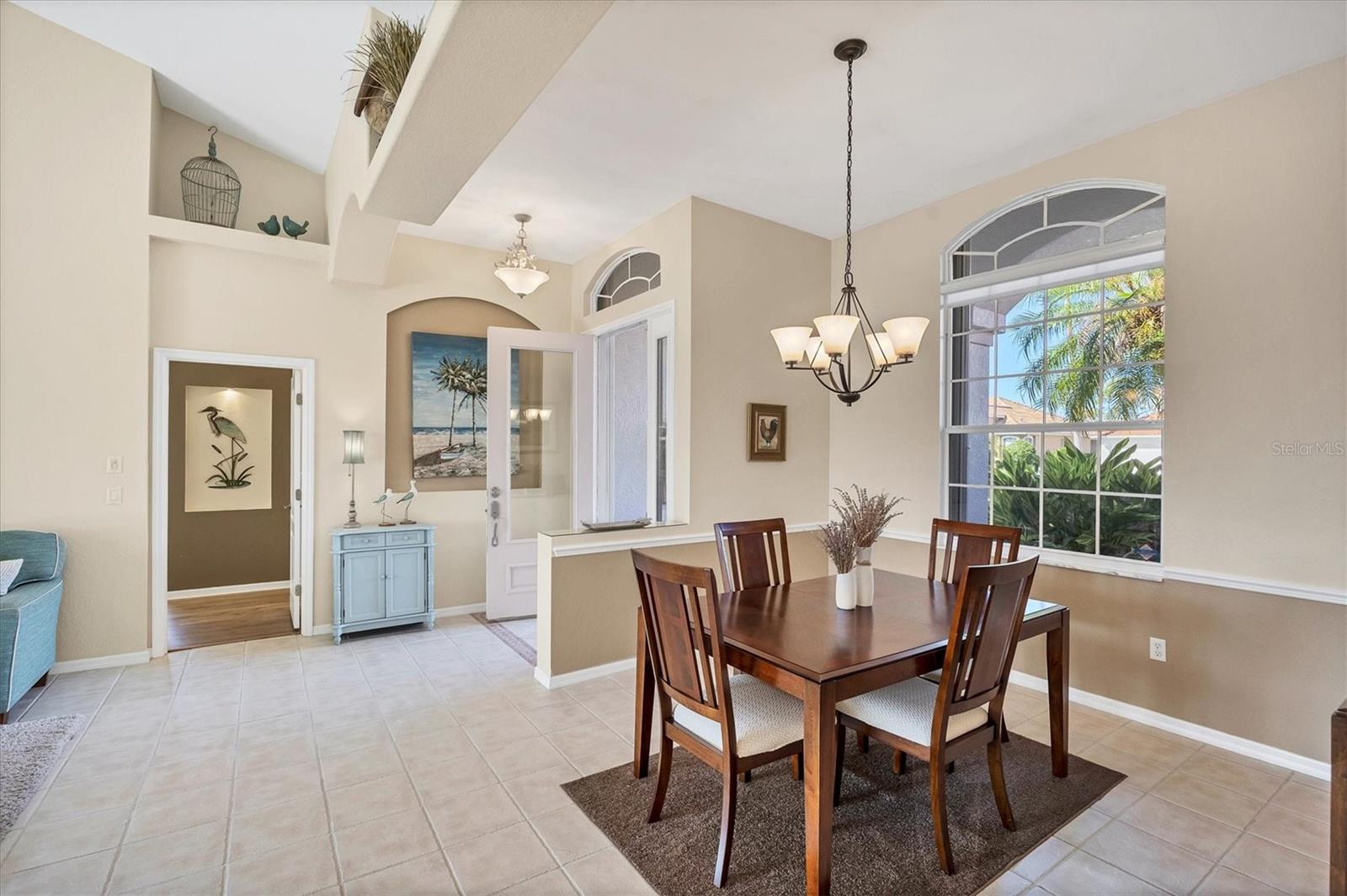 Image 9 of 41 For 2864 Phoenix Palm Terrace