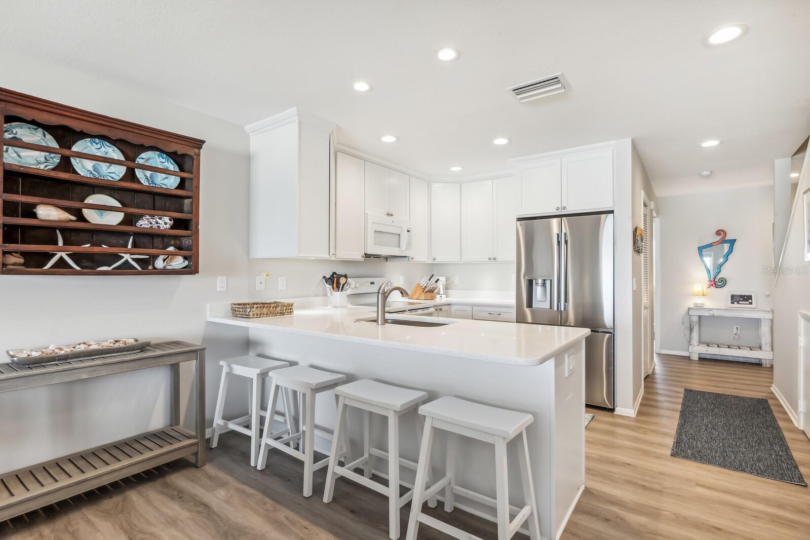 Image 6 of 21 For 290 Gulf Boulevard 14