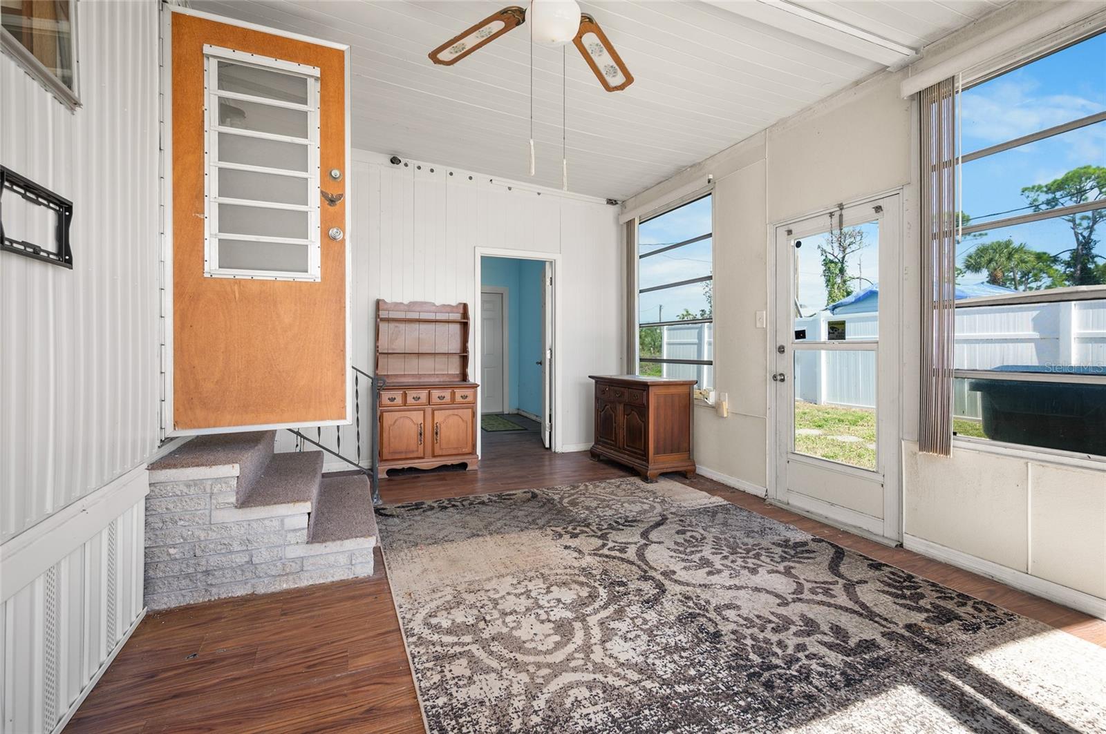 Image 19 of 35 For 2070 Essence Avenue