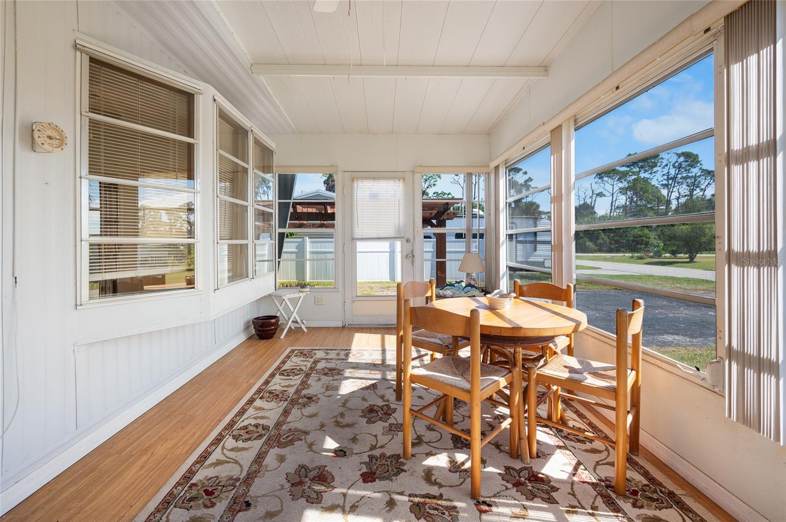 Image 4 of 35 For 2070 Essence Avenue