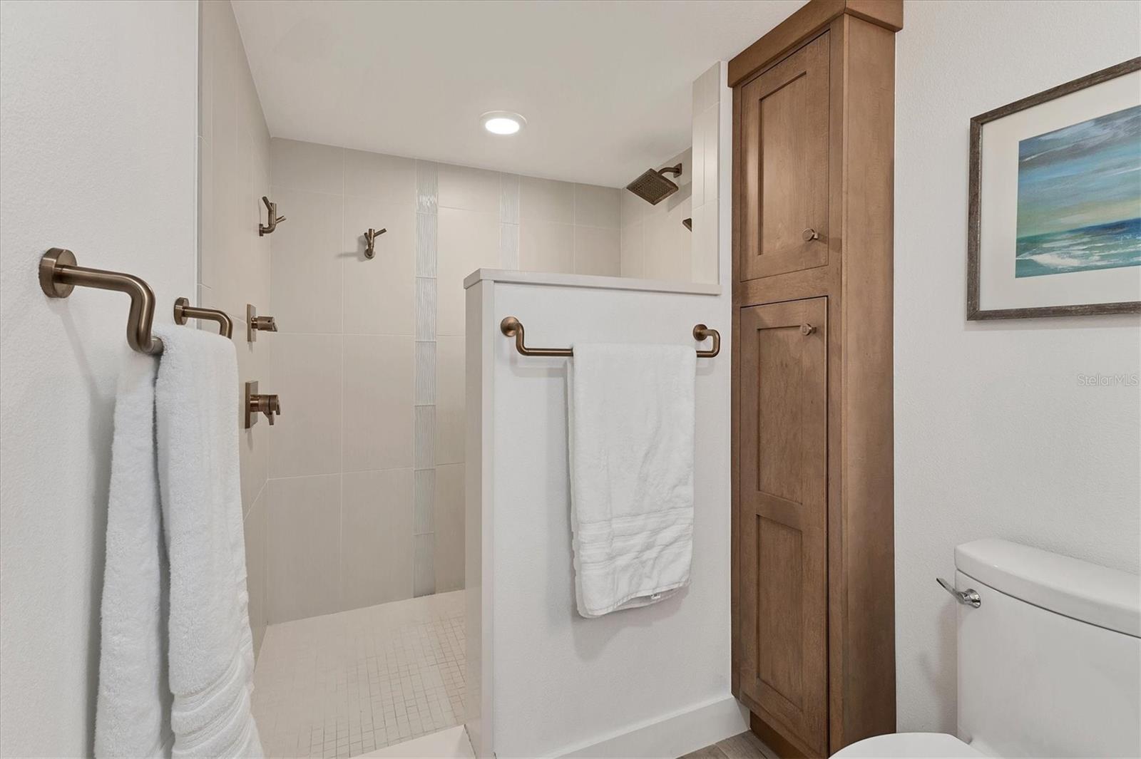 Image 22 of 35 For 5700 Gulf Shores Drive C143