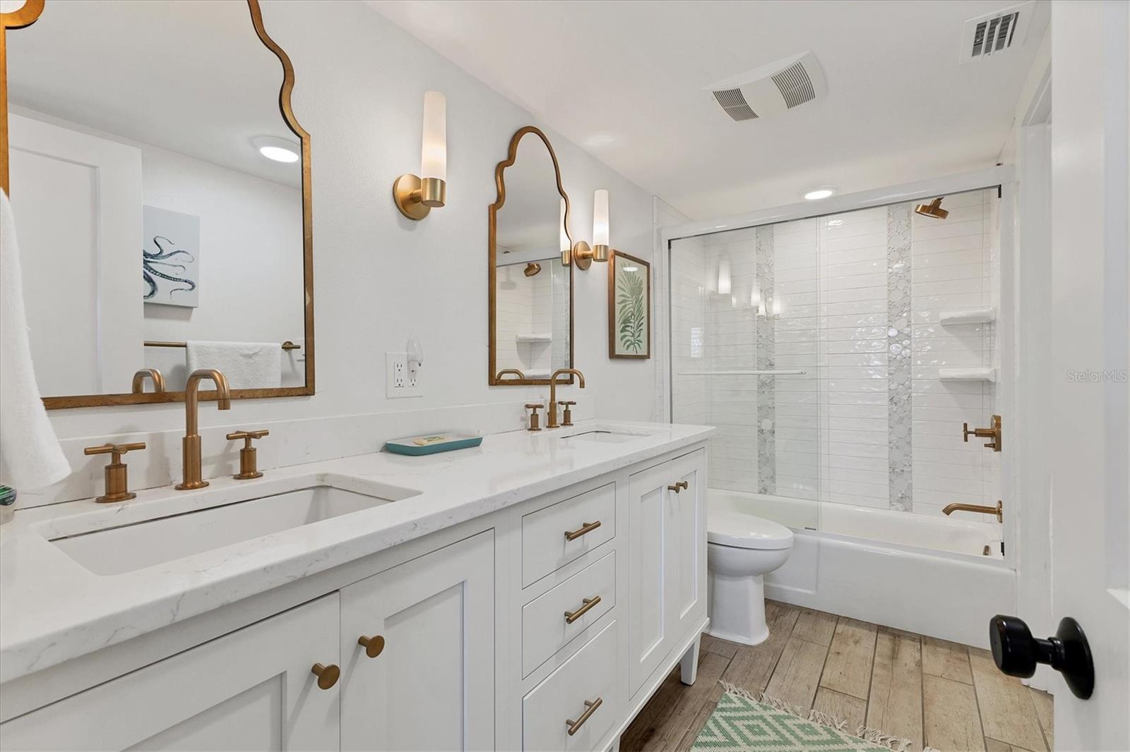 Image 24 of 35 For 5700 Gulf Shores Drive C143