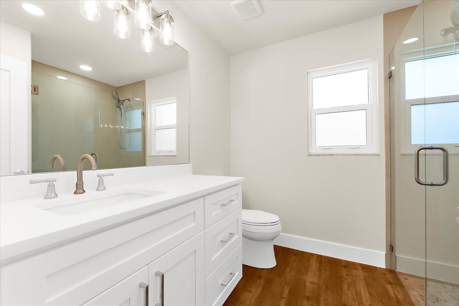 Listing photo id 18 for 1460 Deer Creek Drive