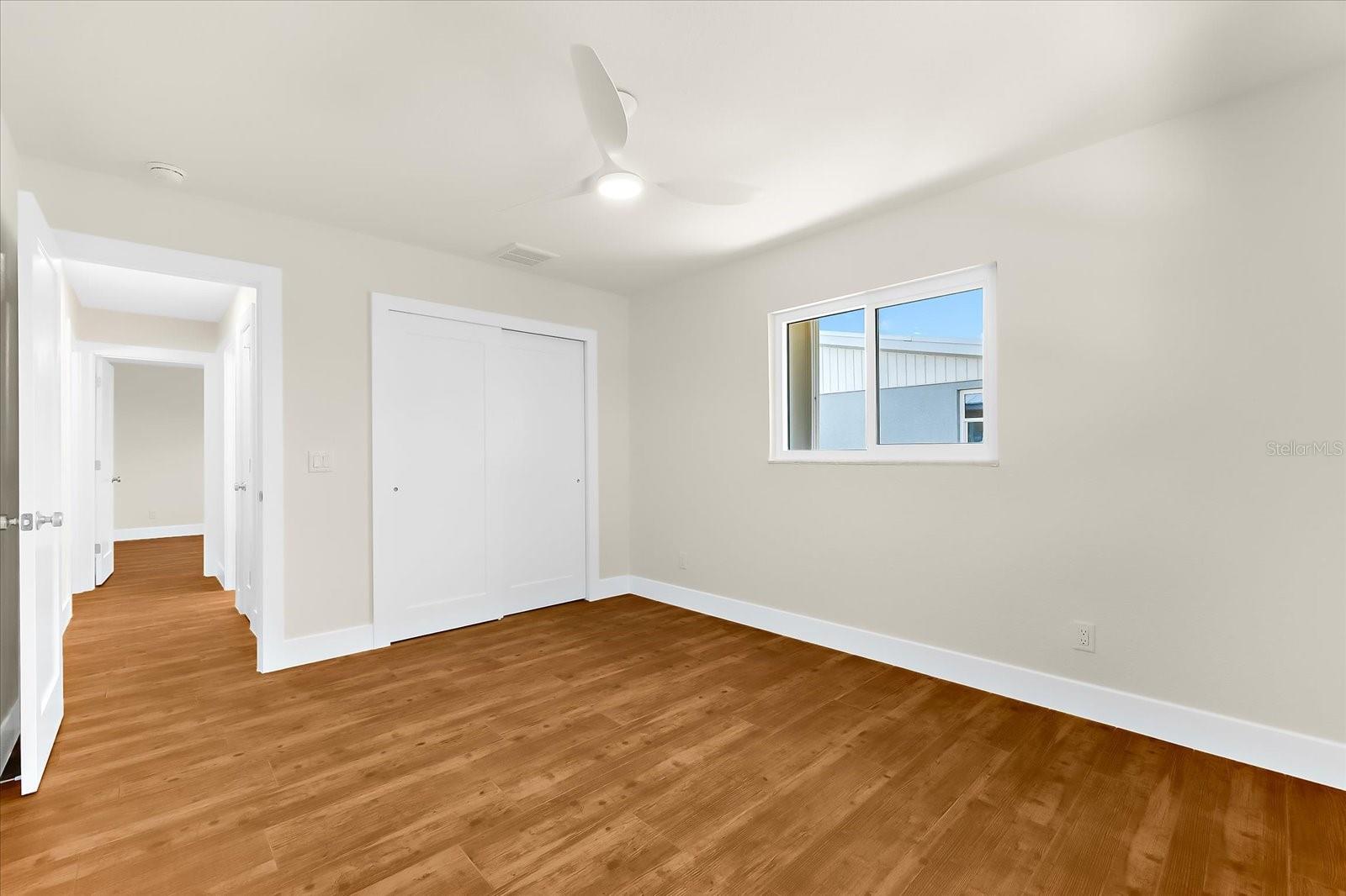 Listing photo id 21 for 1460 Deer Creek Drive