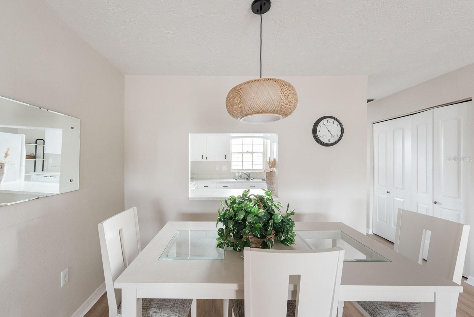 Image 14 of 58 For 1531 Placida Road 1-204