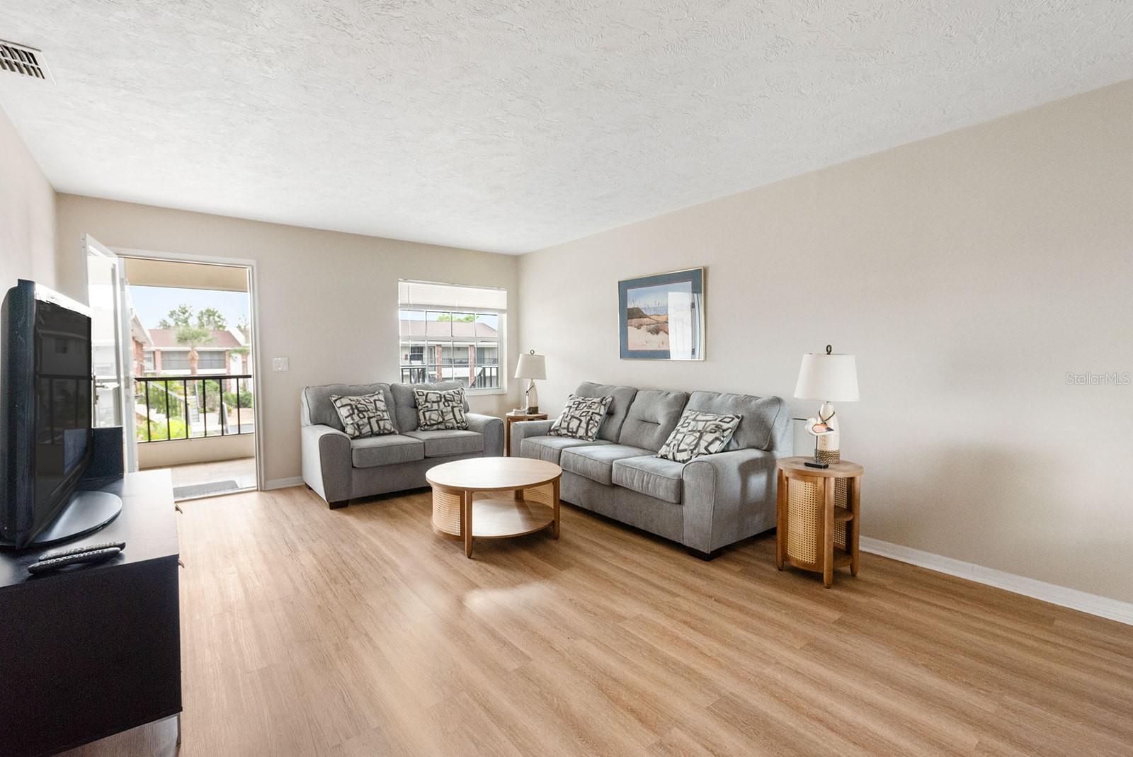 Image 8 of 58 For 1531 Placida Road 1-204