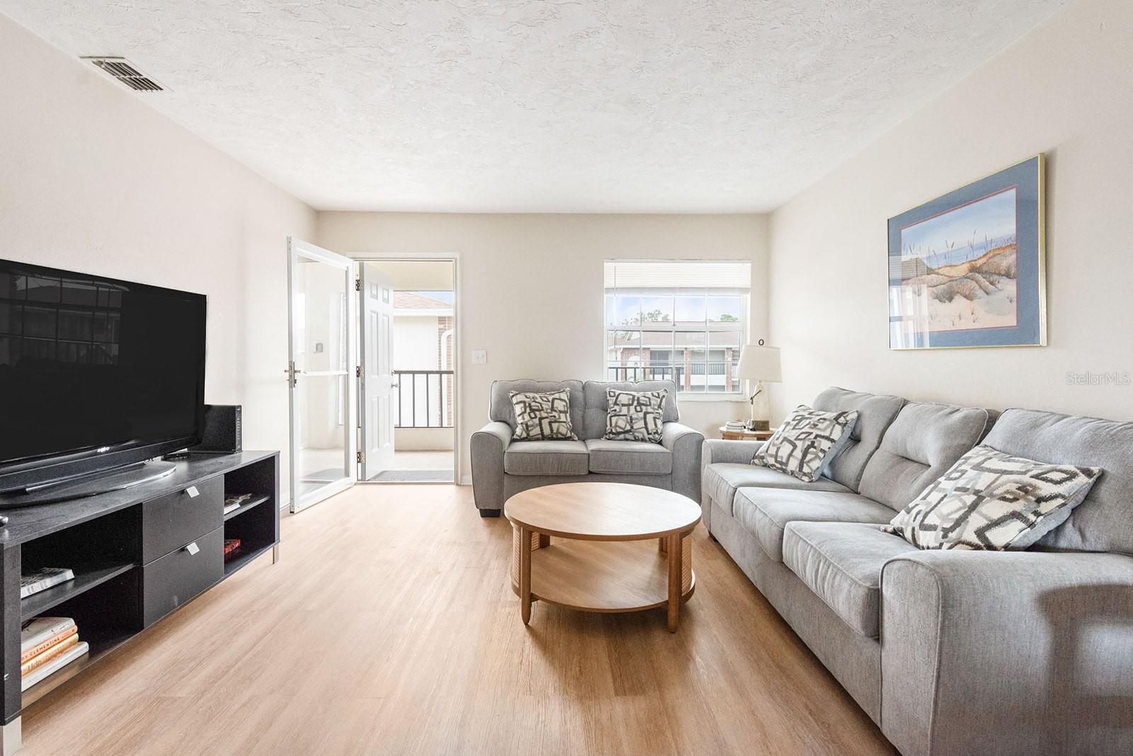 Image 9 of 58 For 1531 Placida Road 1-204