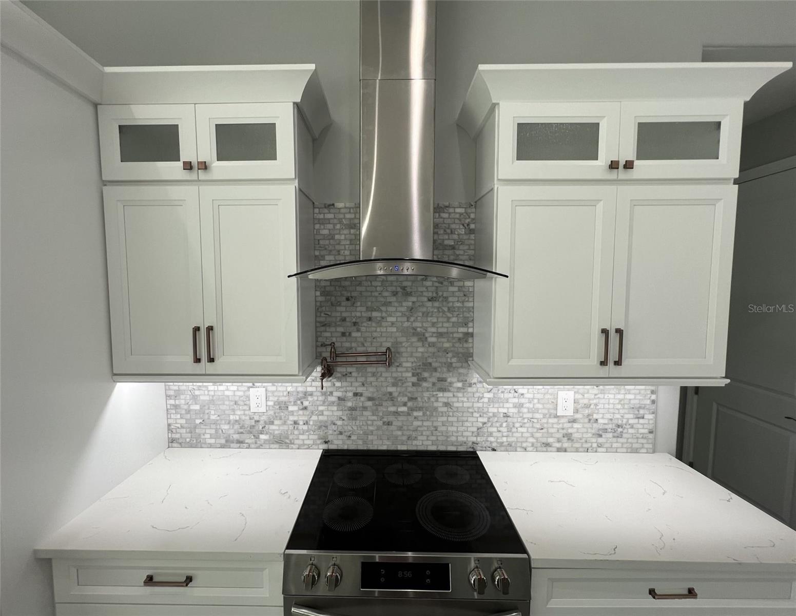 Image 17 of 49 For 750 Rotonda Circle