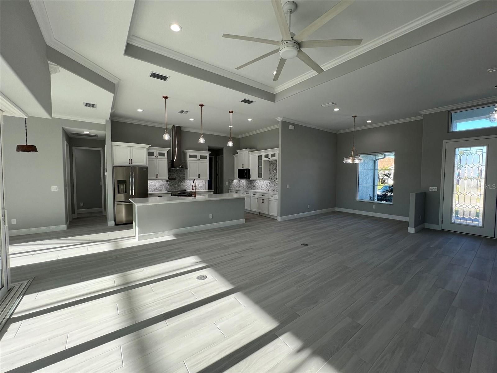 Image 22 of 49 For 750 Rotonda Circle