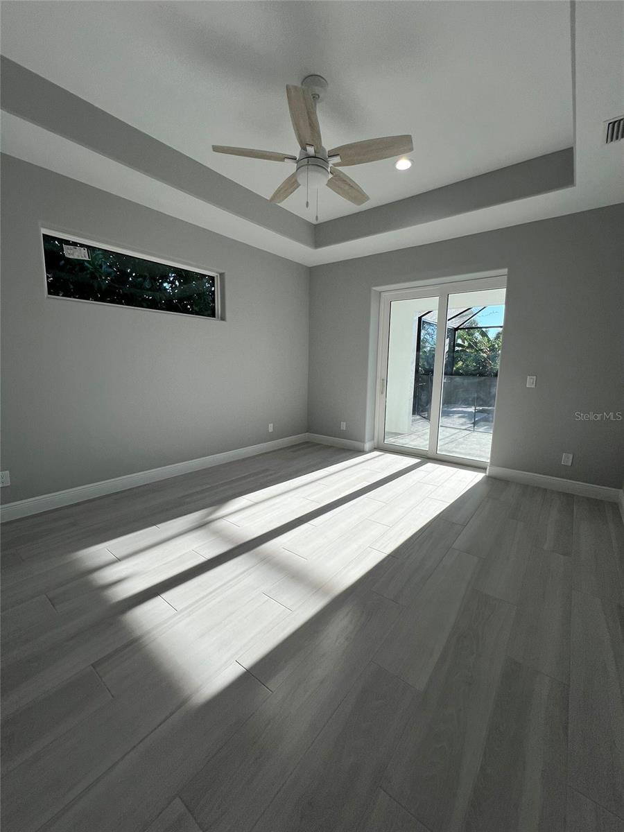 Image 33 of 49 For 750 Rotonda Circle