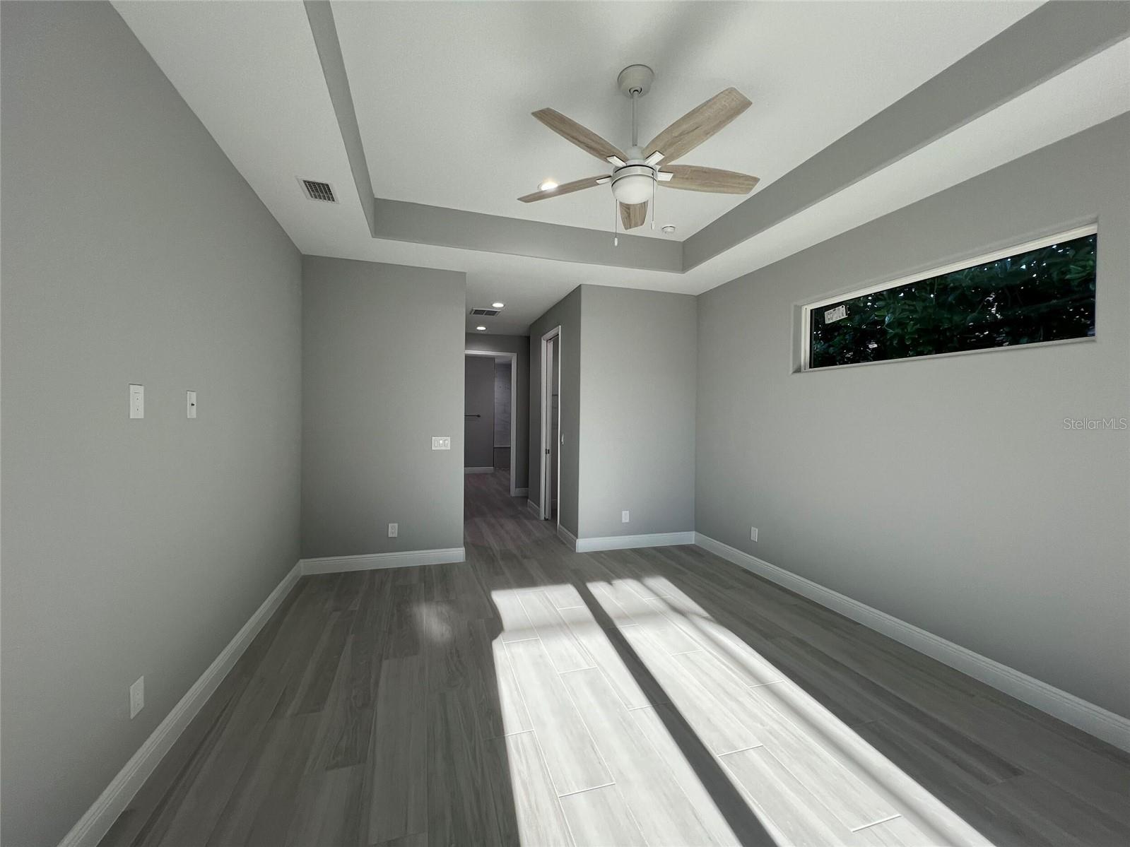 Image 34 of 49 For 750 Rotonda Circle