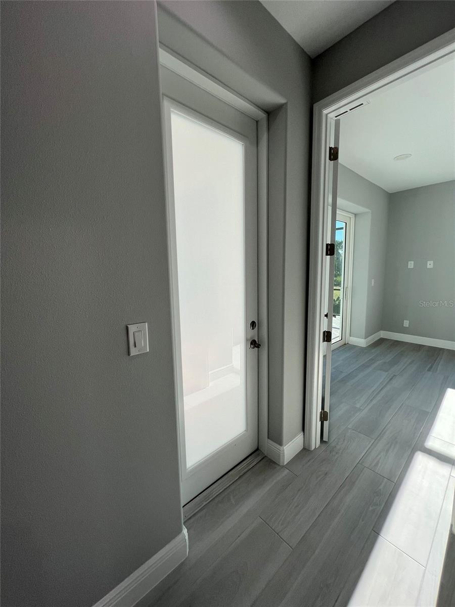 Image 37 of 49 For 750 Rotonda Circle