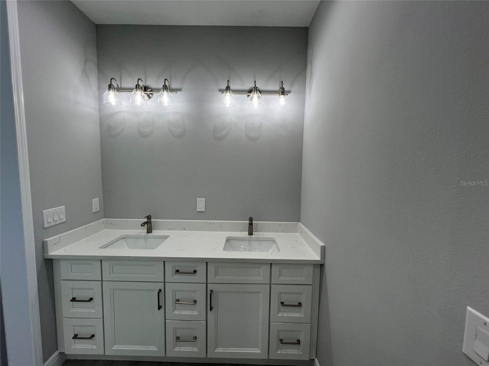 Image 38 of 49 For 750 Rotonda Circle