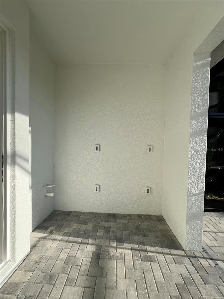 Image 45 of 49 For 750 Rotonda Circle