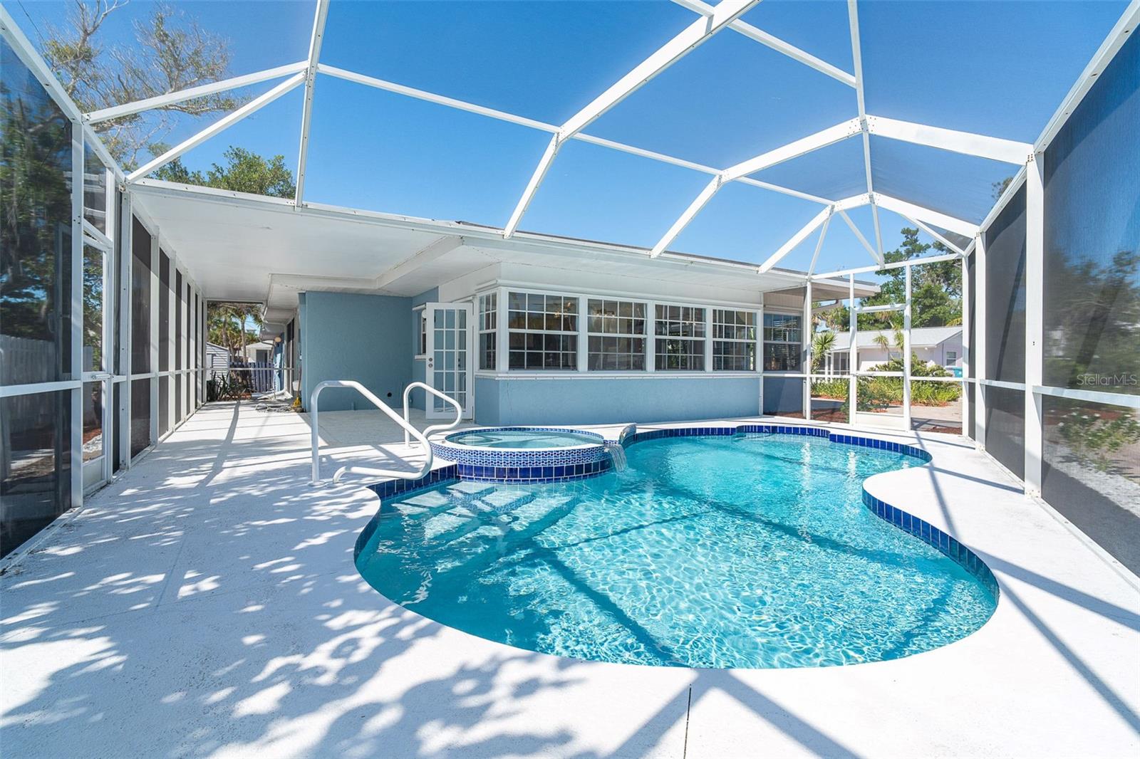 Image 33 of 58 For 2835 Beach Road A