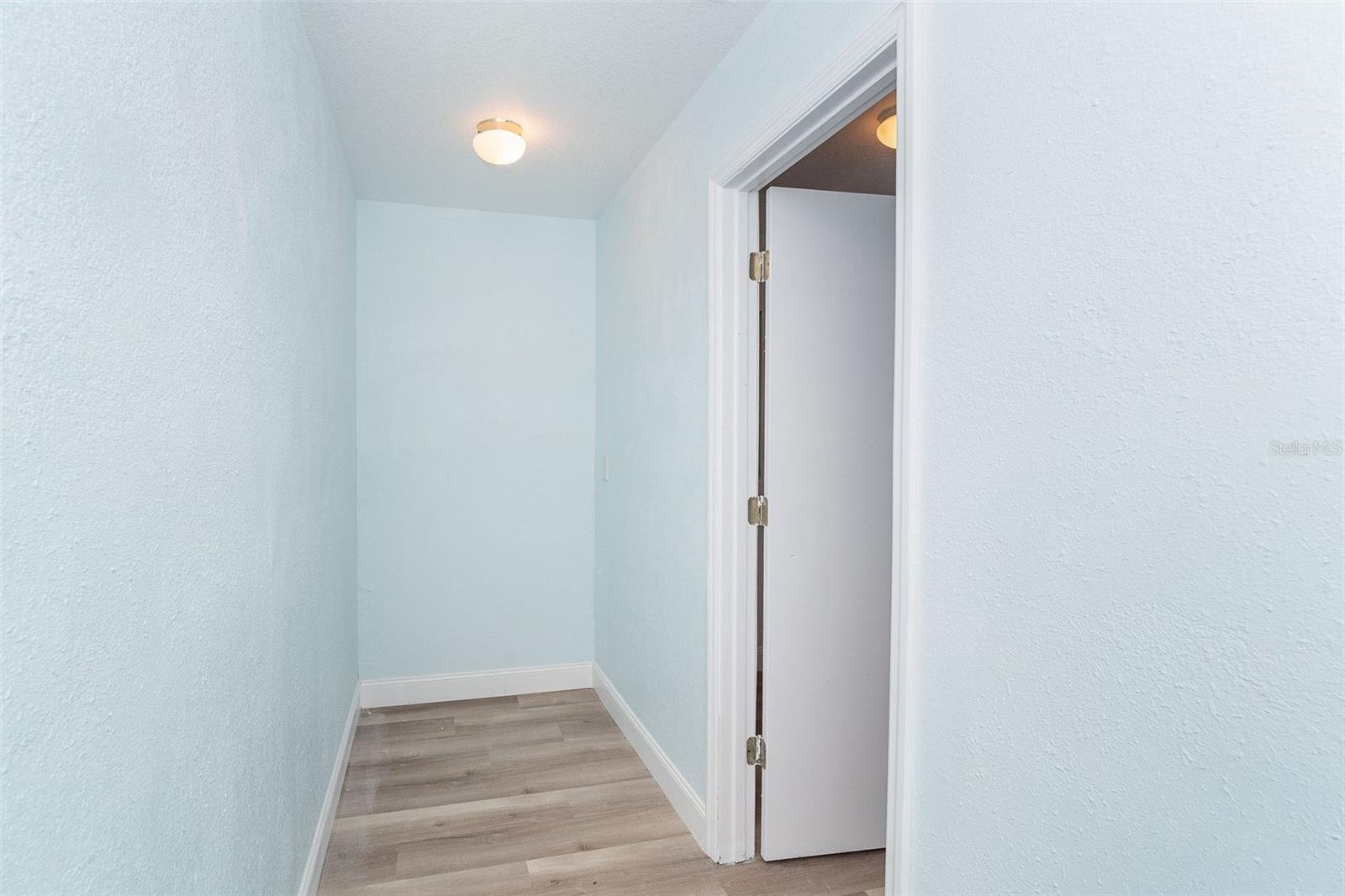 Image 45 of 58 For 2835 Beach Road A