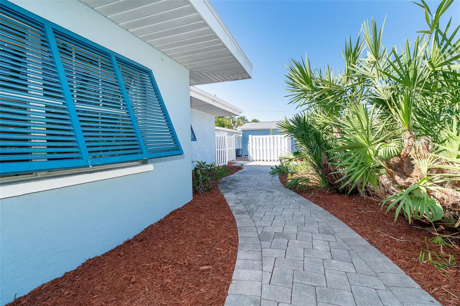 Image 46 of 58 For 2835 Beach Road A