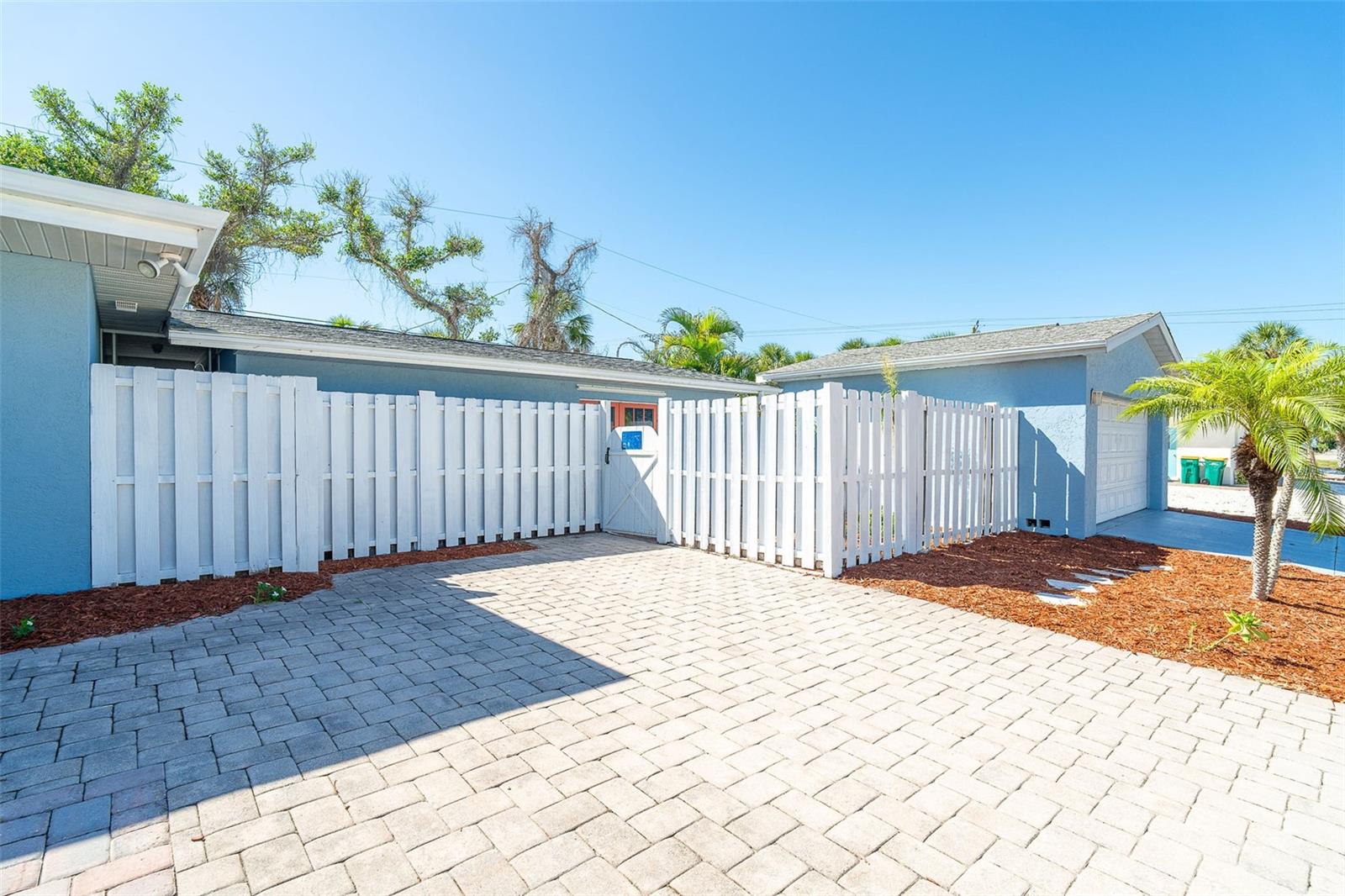 Image 47 of 58 For 2835 Beach Road A