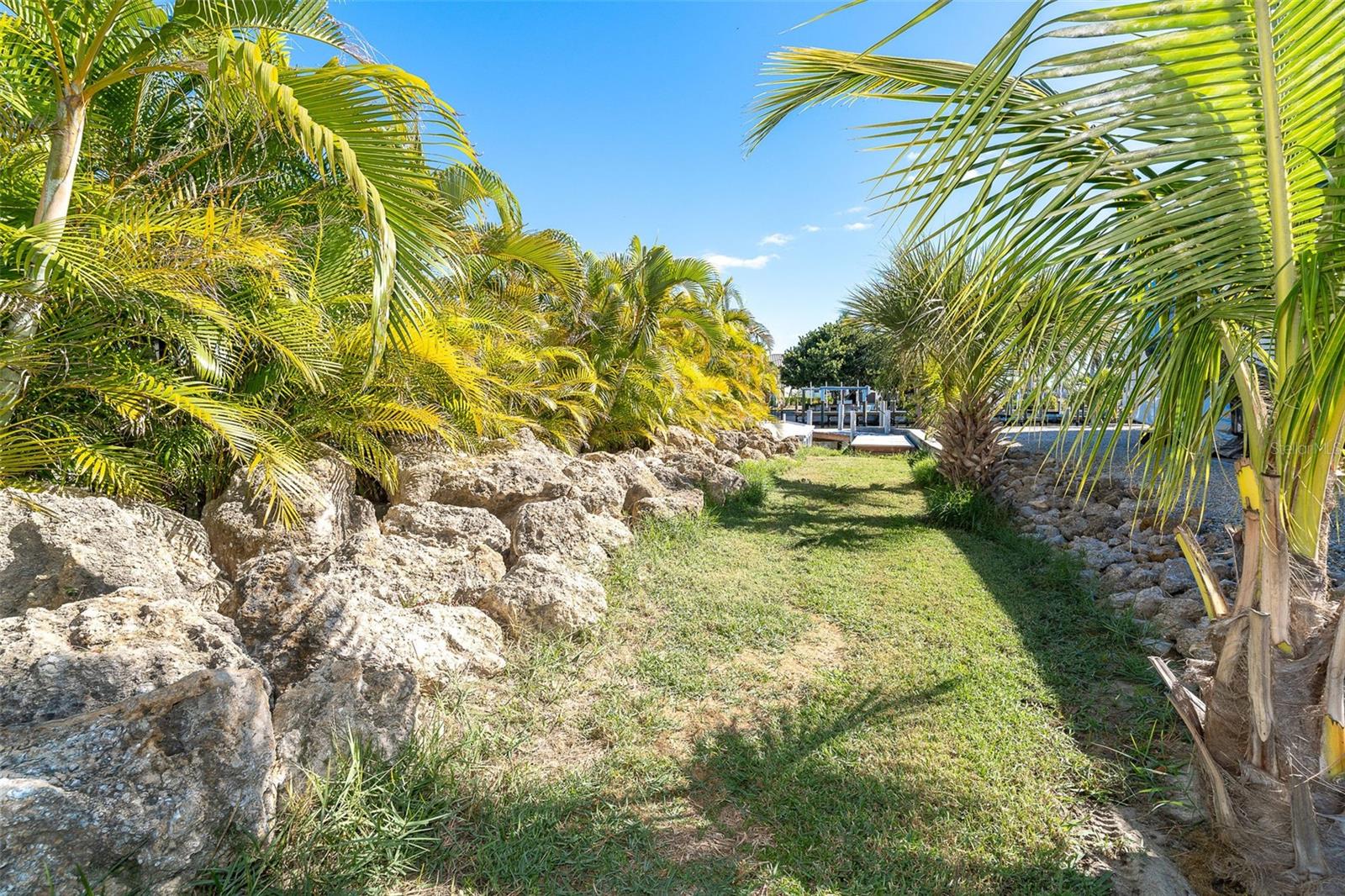 Image 51 of 58 For 2835 Beach Road A