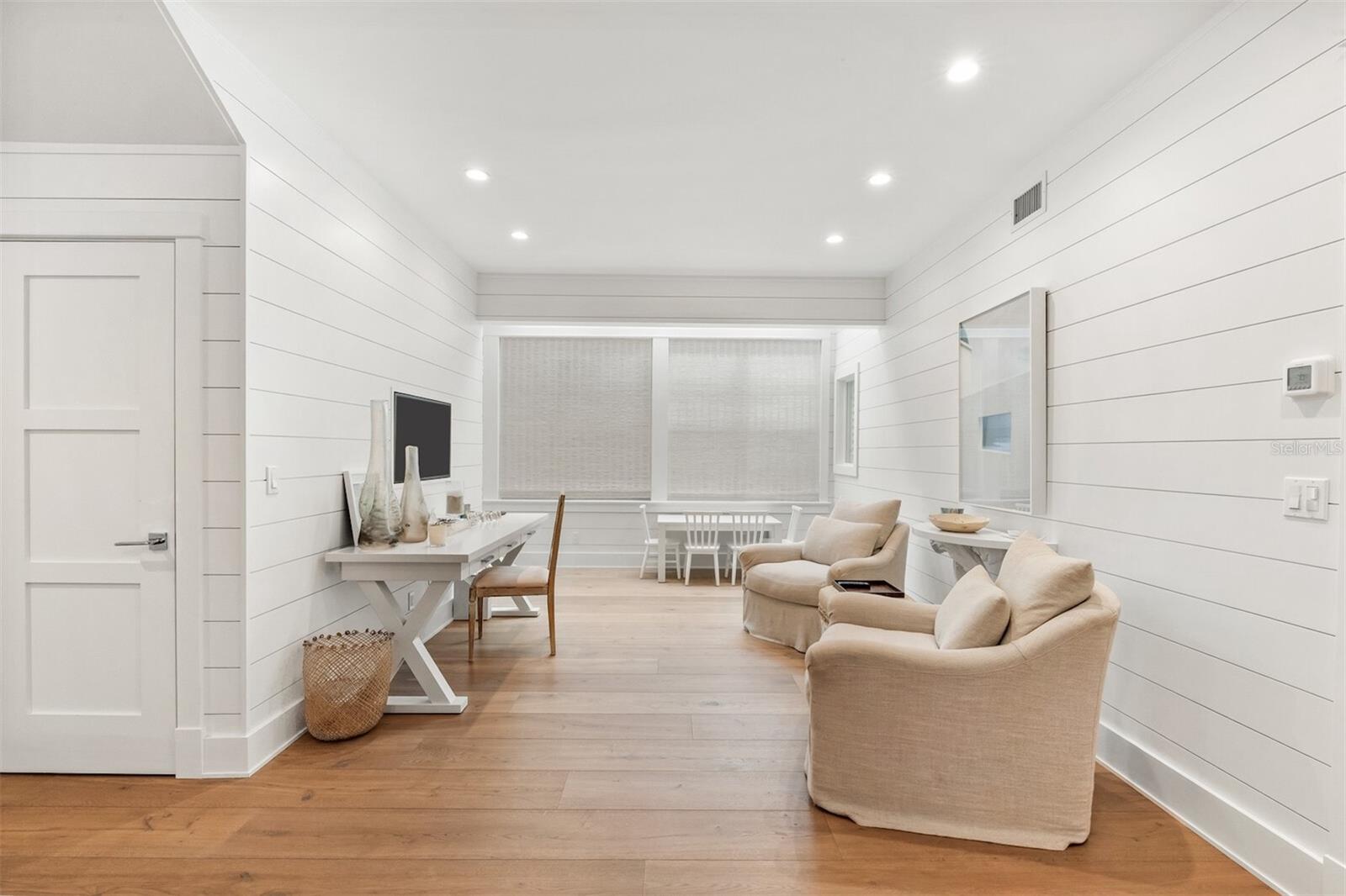 Image 18 of 41 For 100 Carrick Bend Lane