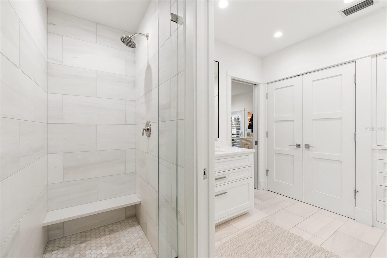 Image 24 of 41 For 100 Carrick Bend Lane