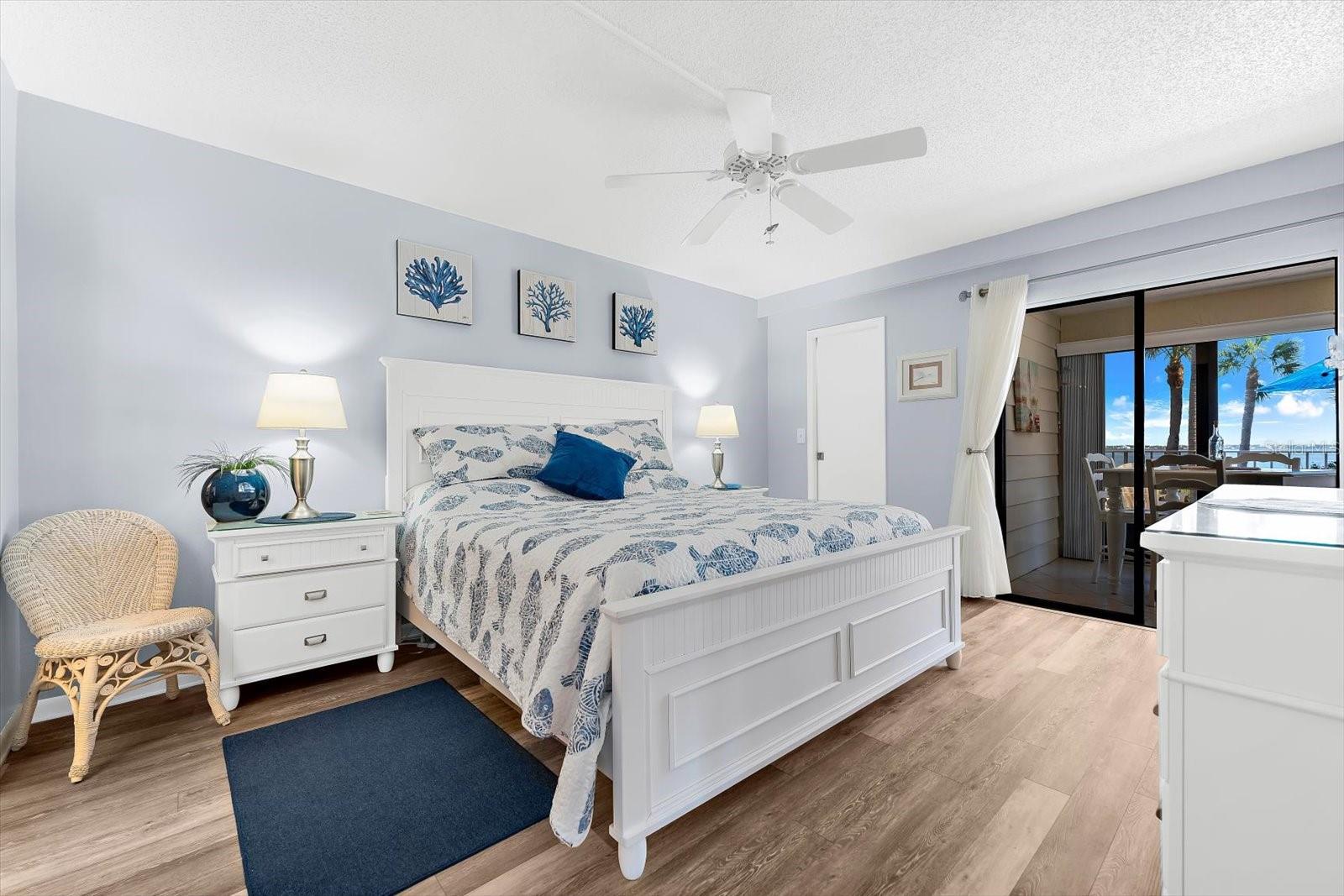 Image 14 of 41 For 1551 Beach Road 207