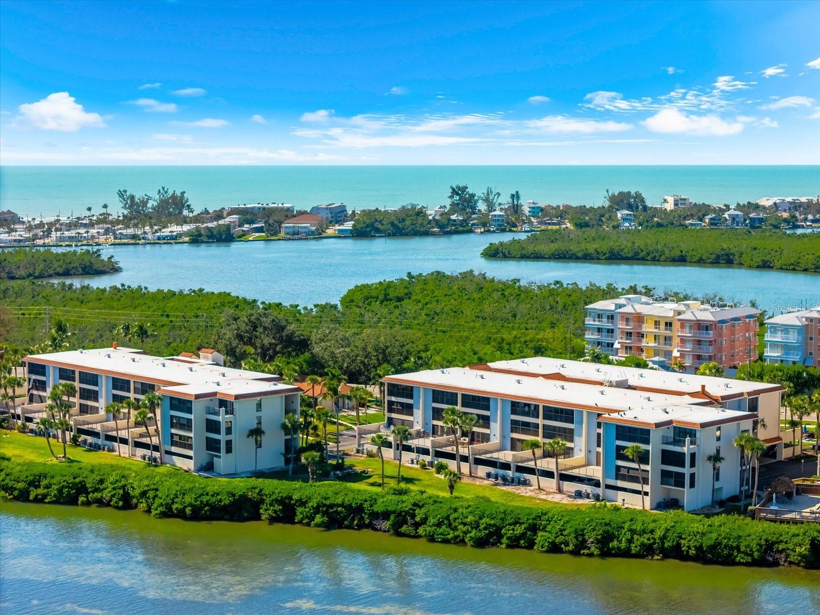 Image 2 of 41 For 1551 Beach Road 207