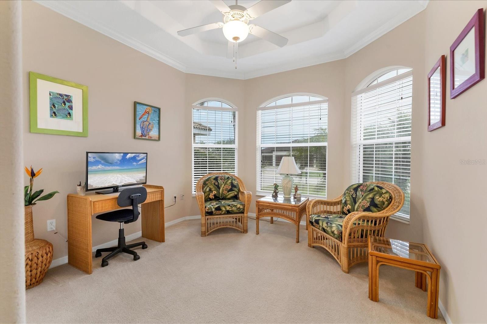 Image 23 of 34 For 7 Windward Road