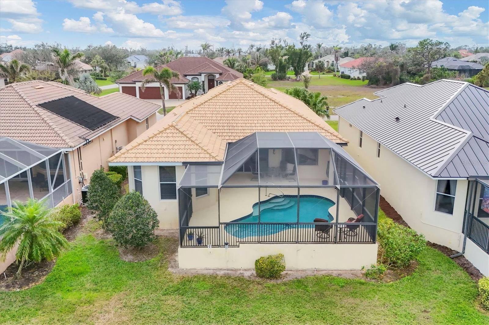 Image 31 of 34 For 7 Windward Road